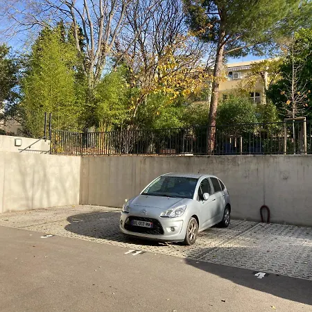 Design Au Coeur De Avec Parking Prive Apartment Montpellier